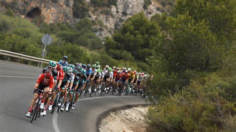  La Vuelta ciclista a España 2019: การปฏิวัติสไตล์การแข่งขันและชัยชนะที่ไม่คาดฝันของซาออล